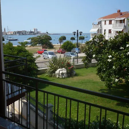 By The Sea - 11647 Umag